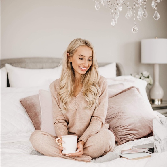 Little Pearls of Life Sweaters - Two Piece Sweater Lounge Wear Set in Beige